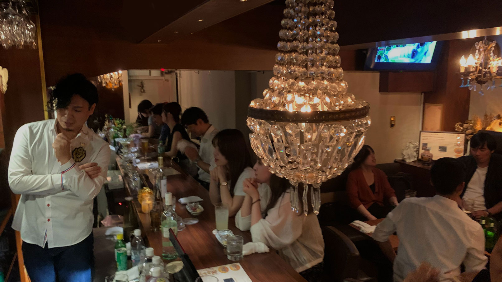 MIXBAR,ミックスバー,新宿二丁目 ミックスバー,新宿二丁目 MixBar,新宿二丁目 ワインバー,新宿二丁目 カラオケバー,MixBar ROI TOKYO ミックスバー ロワ東京,ROI TOKYO,ミックスバー ロワ東京　店内画像1